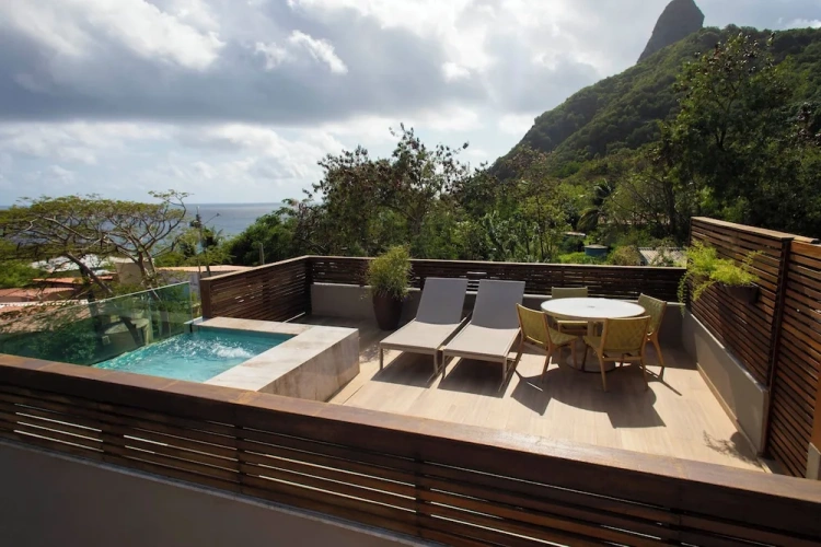 Luxury Penthouse room with balcony and with sea view