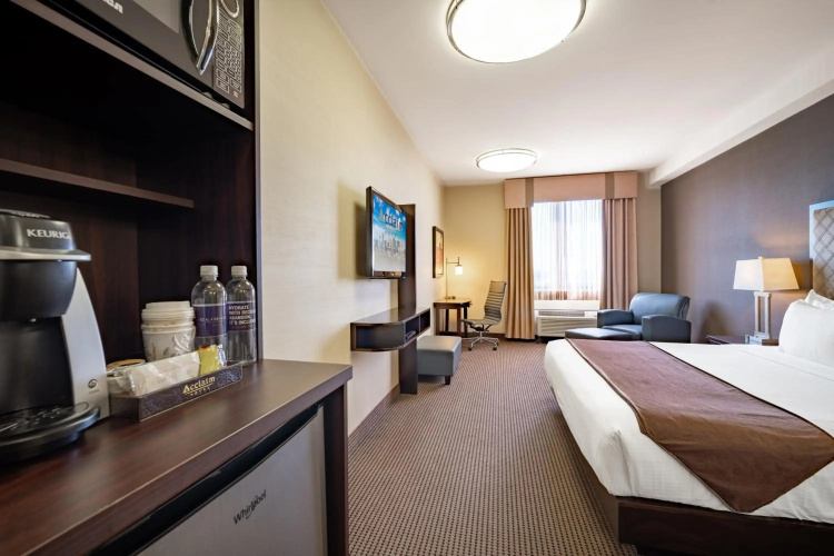 Acclaim Hotel By CLIQUE