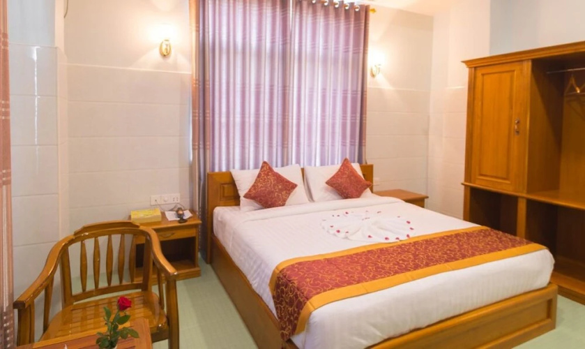 Shwe Pyi Hein Hotel