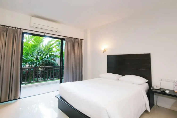 Standard Double room with balcony