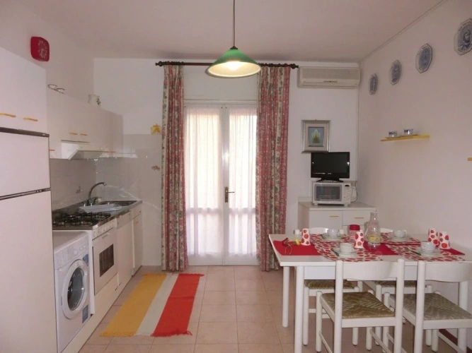 2 Bedrooms Apartment with balcony and with city view