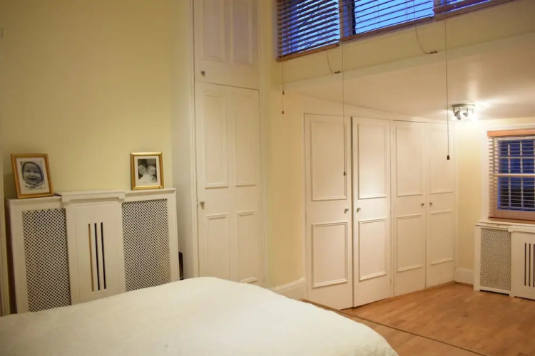 1 Bedroom Shepherds Bush Apartment