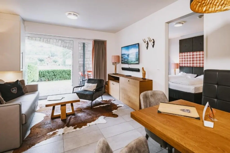 1 Bedroom Suite