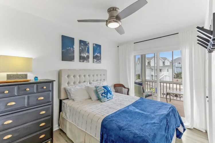 Lowe Tide by Topsail Realty