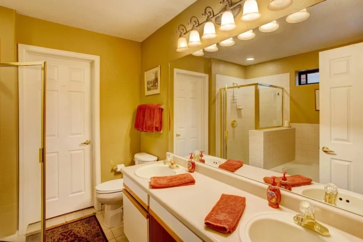 3 Bedrooms Cottage with balcony
