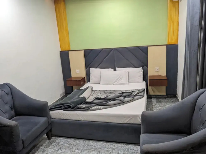 Al-Banaras Hotel