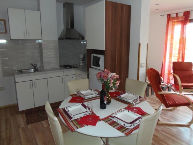 Apartment with balcony