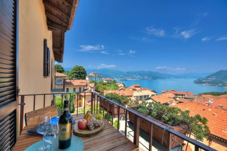 Family Apartment with balcony
