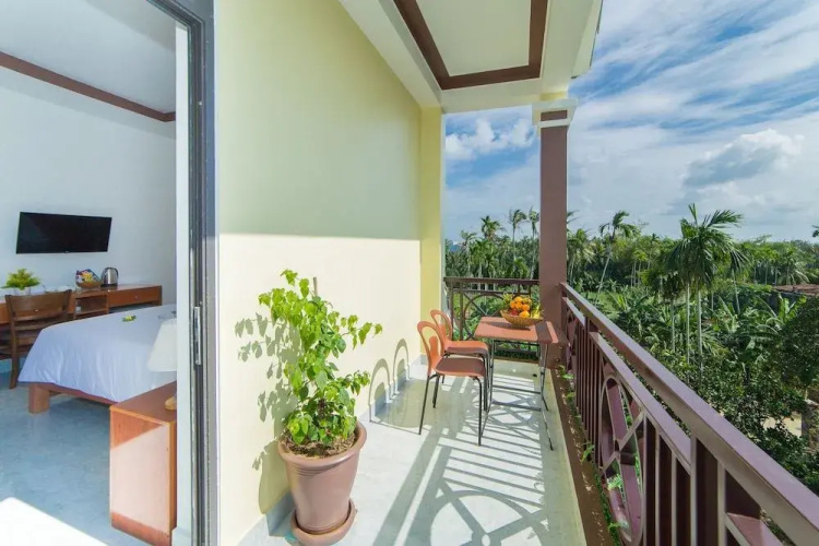 A Bong Villa