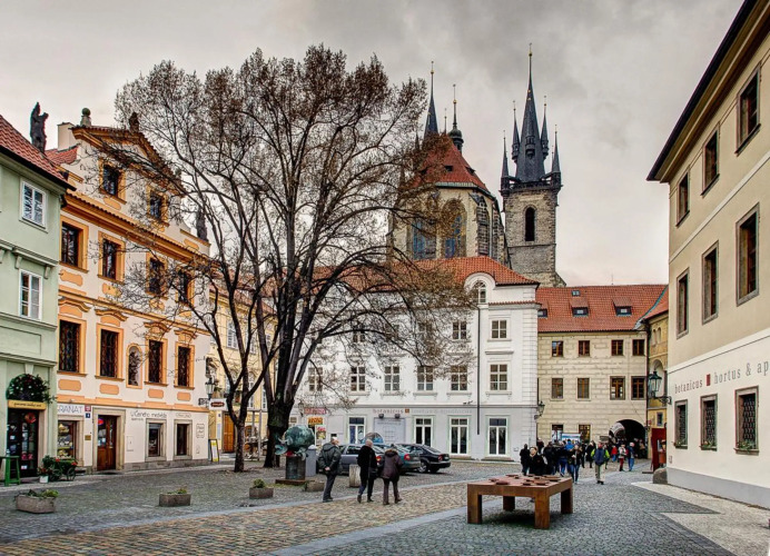 4 Arts Suites Over view