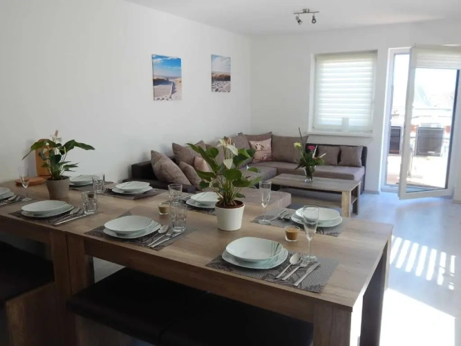 3 Bedrooms Cottage