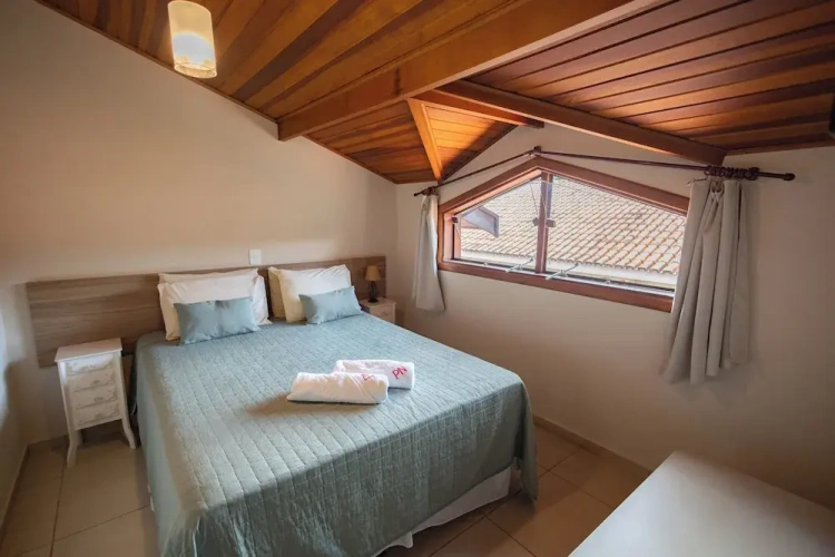2 Bedrooms Deluxe Attic Suite
