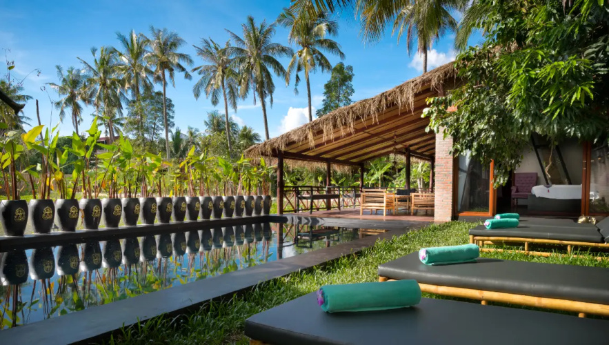 2 Bedrooms Villa