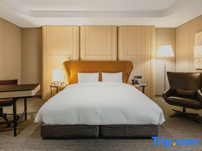 Royal Double Suite