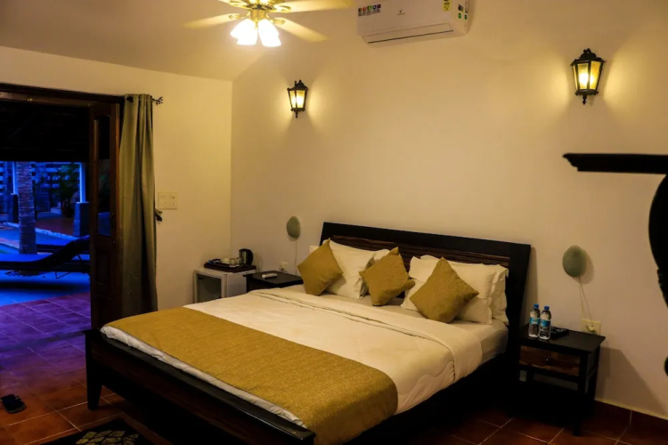 18 Degrees Beach Resort