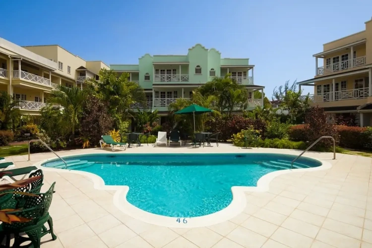 3 Bedrooms Apartment with balcony