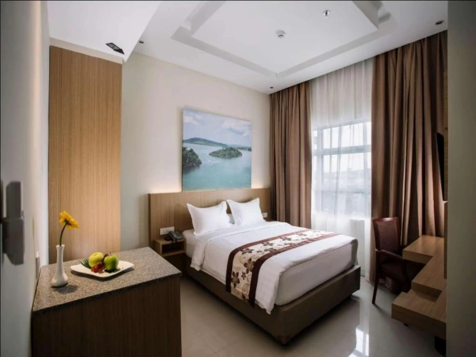 Deluxe Triple room with view