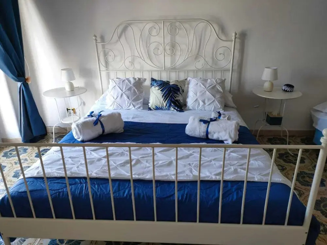 Tra Pirandello e Leopardi B&B