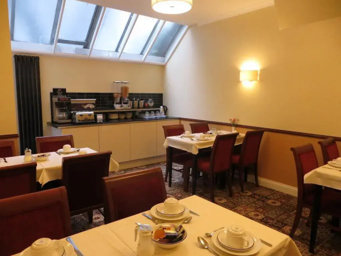 Corbigoe Hotel