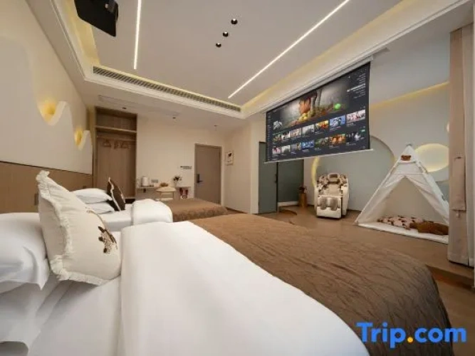 Standard Family room