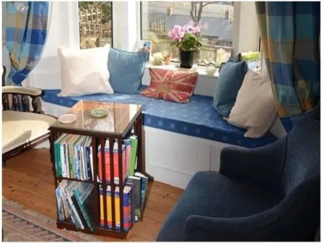 Captains Cabin
