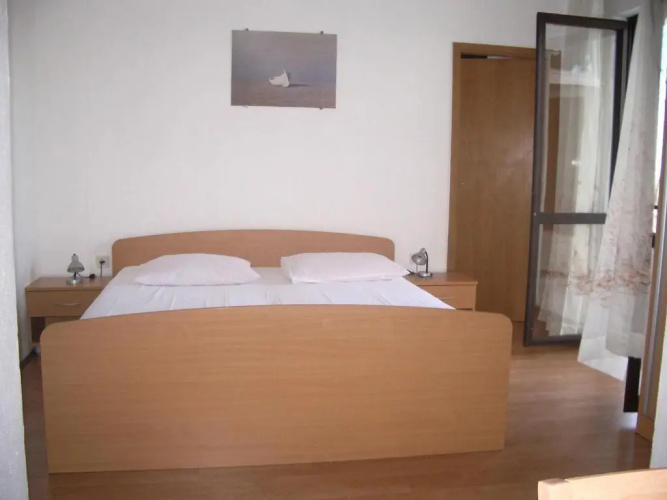 Apartments Josip - 150m from beach
