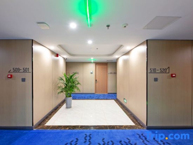 7Days Inn Hotel (Shijiazhuang Economic and Technological Development Zone Gongye Street)
