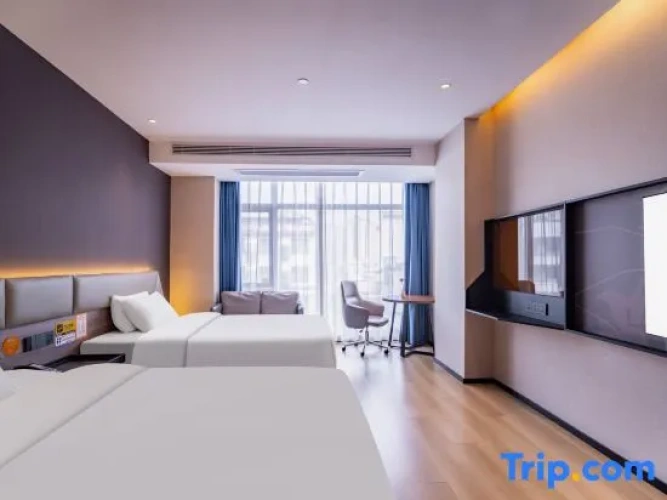 Standard Twin Family room