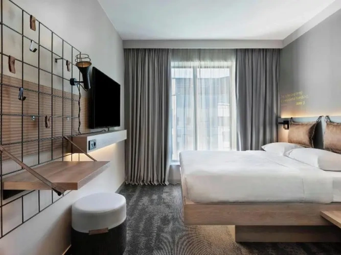 Standard Double room with view