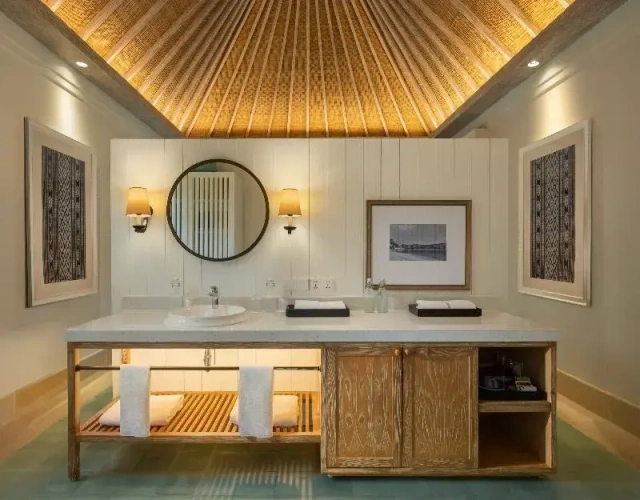 Deluxe Junior Suite with balcony
