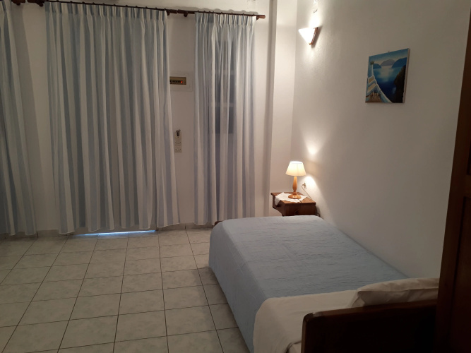 Paradisos Oia