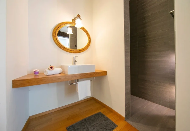1 Bedroom Family Apartment