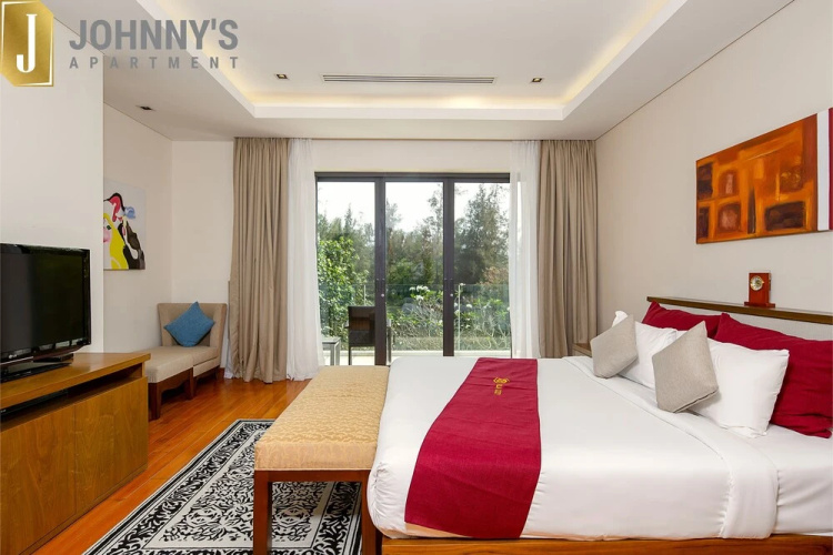 Johnnys Apartment Ocean Villa