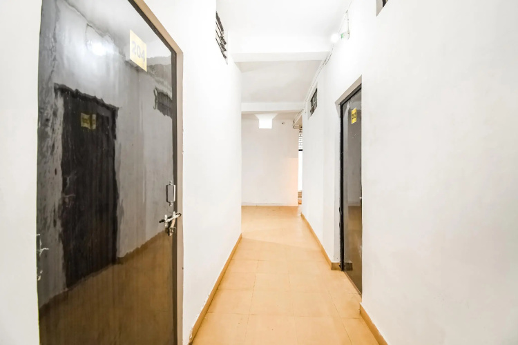 OYO 66046 Hotel Supreet Inn