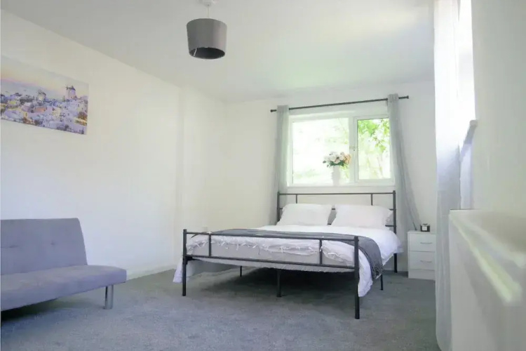 Modern 1 Bed Studio Apart-Hotel