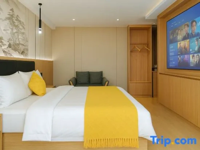 Deluxe Family Suite