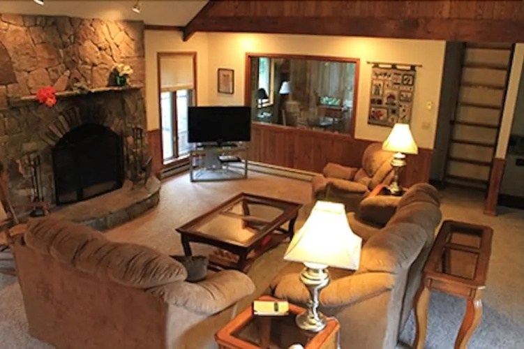 Sno Lodge