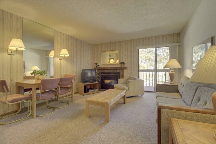 222H Mountain Side 1 BR 1BA 19F0539 condo