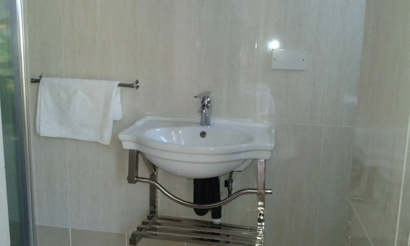Okavango Roadside Guesthouse