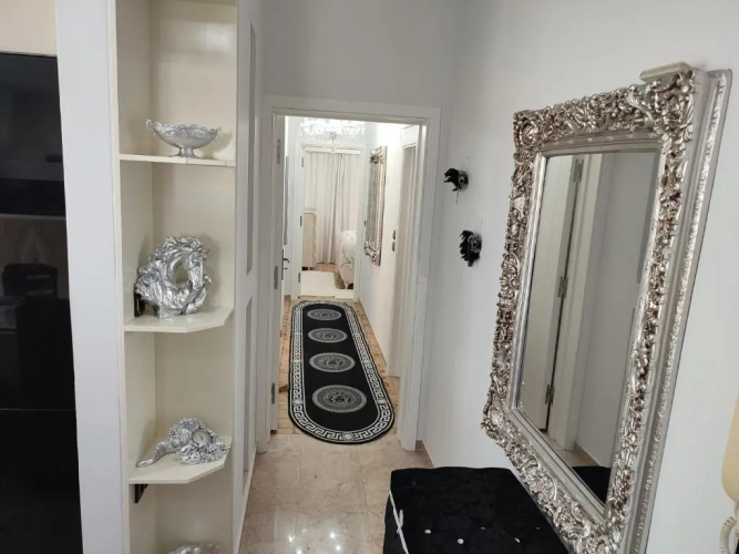 Ixian House Apartment