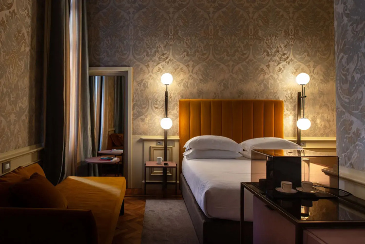 Superior room