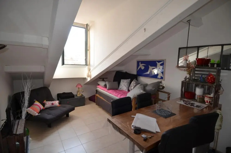 Studio 2 persons in Port of Nice district