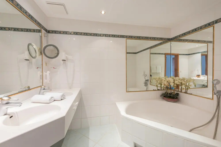 Parkhotel Tannenhof, Bild 7