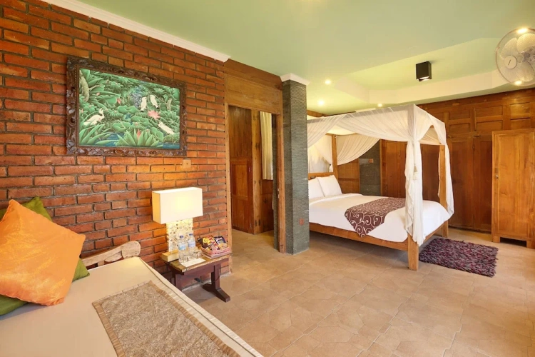 Standard Double room with garden view