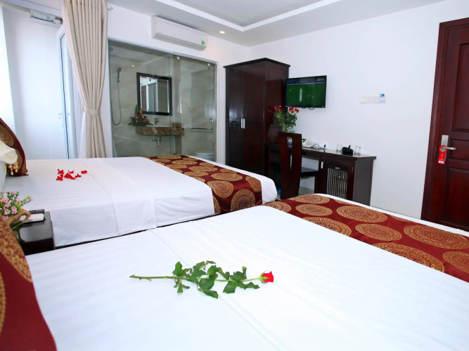 Azura Hotel
