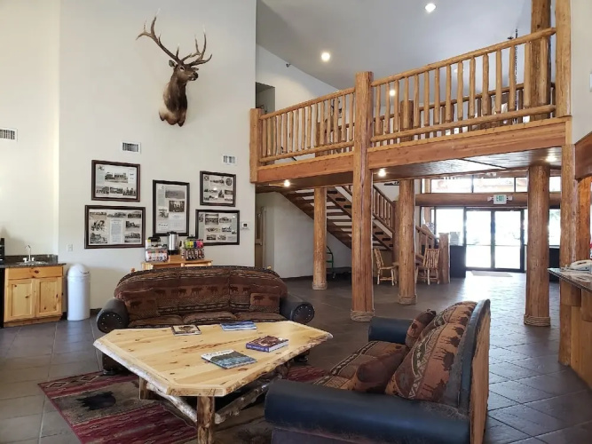 Cody Legacy Inn & Suites