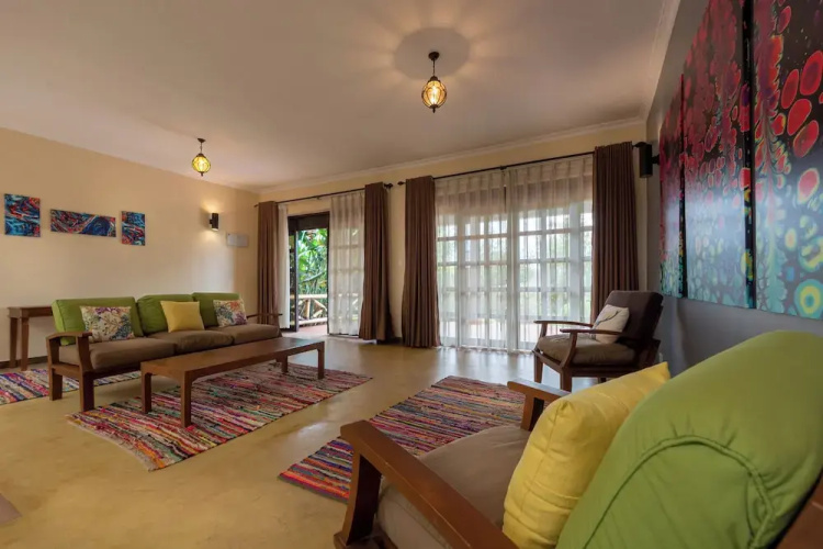 Emburara Farm Lodge