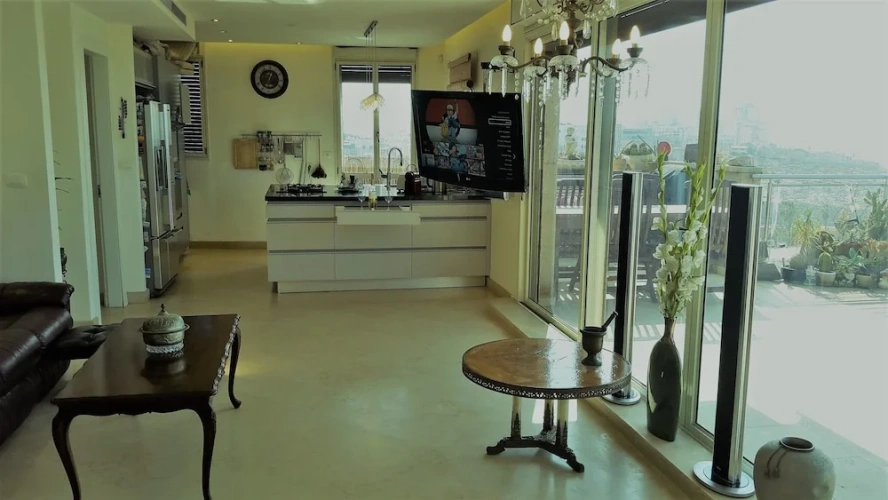 Standard Penthouse room
