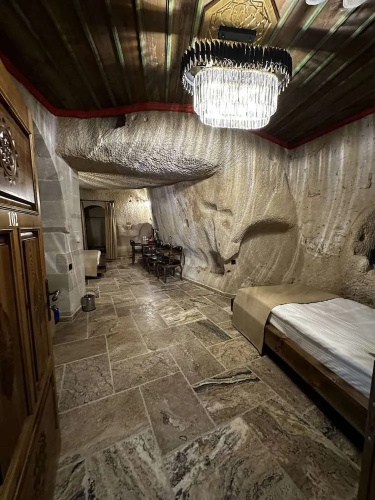 Noah's Ark Cave Hotel