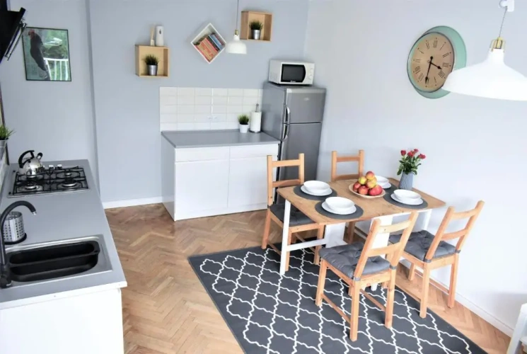 3 Bedrooms Apartment